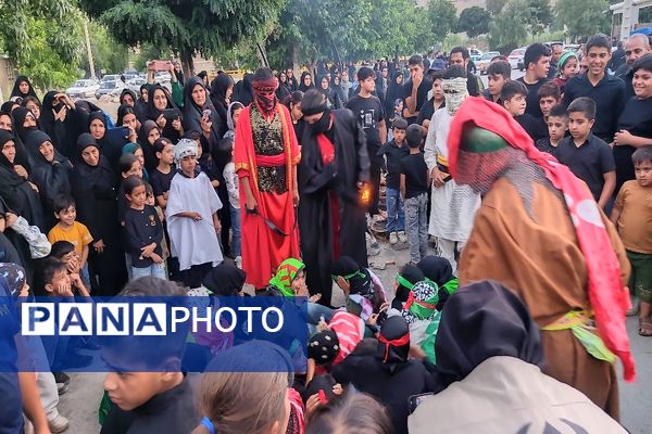 مراسم نمادین آتیش زدن خیمه ها در عصر روز عاشورا در شهر بار