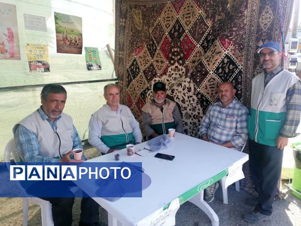 جلوه‌های از عاشقی زائرین و خادمیاران در موکب حضرت فاطمه زهرا (س) 