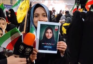 شکوه همدردی دانش آموزان ناحیه یک قم با شهدای میناب
