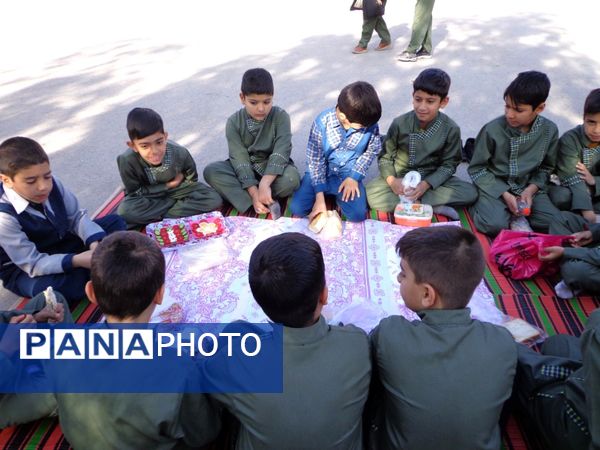 دورهمی «صبحانه سالم»  در دبستان شهدای غزه قم