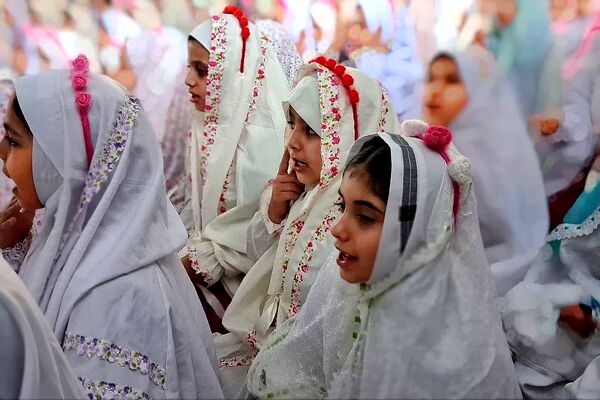 جشن تکلیف دانش‌آموزان دختر شهرستان باشت 