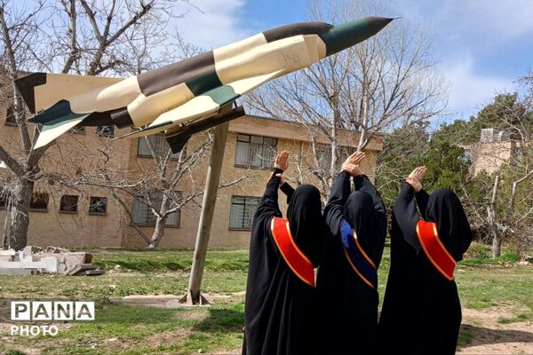 مراسم کاشت نهال در اردوگاه شهید رجایی شهرستان نیشابور