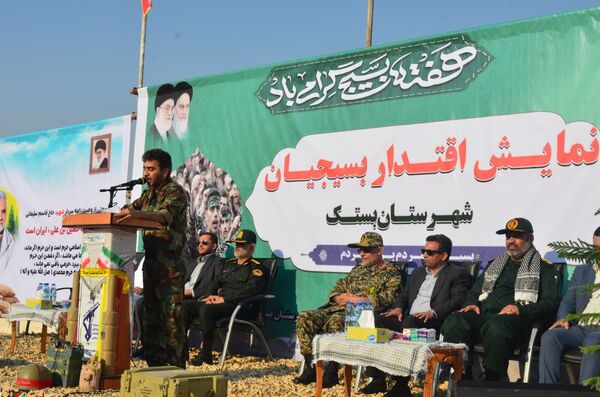 بستک میزبان نمایش اقتدار بسیجیان 