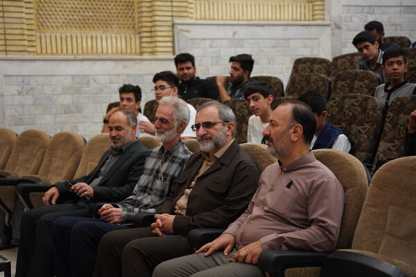 تجلیل استاندار مرکزی از خبرنگاران پانا