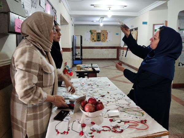 هفته فرهنگی هنری (ماها) در آموزشگاه شهدای معلم ۲