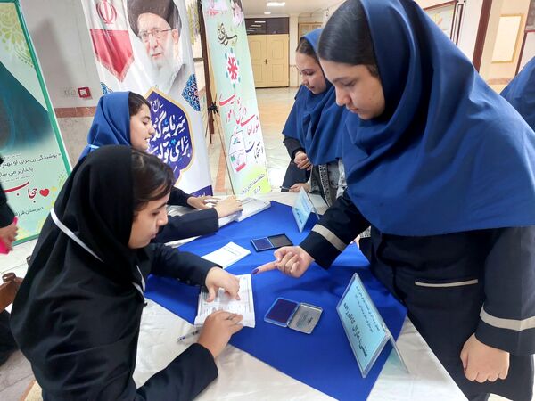 بیست‌وهشتمین دوره انتخابات شورای دانش‌آموزی در مدارس مرند 