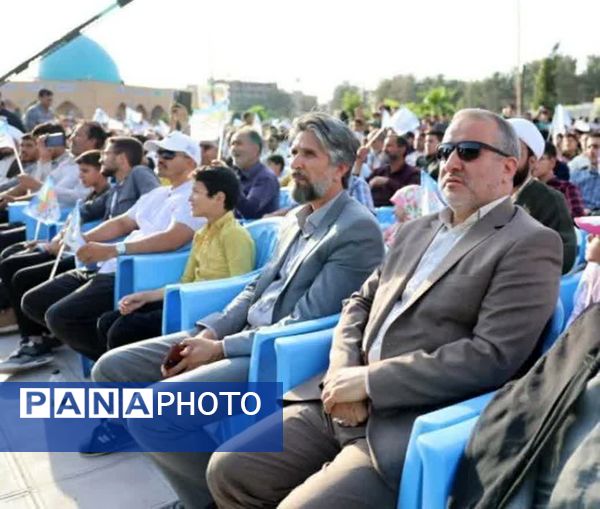 برنامه تلویزیونی محفل قرآنی خــادم الرضــا