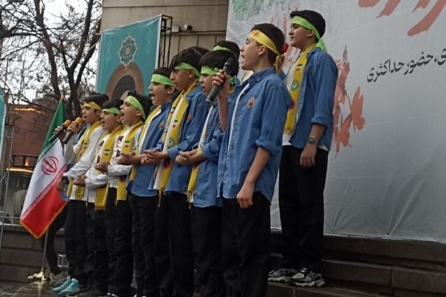 باران هم حریف عشق به وطن نشد