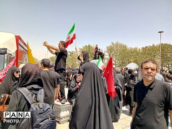 میدان آزادی؛ خروش عاشقان در بدرقه رهبر شهید