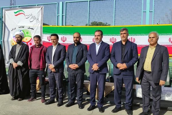افتتاحیه المپیاد ورزشی درون مدرسه ای در دبیرستان شاهد علامه طباطبایی ناحیه دو شهرری 