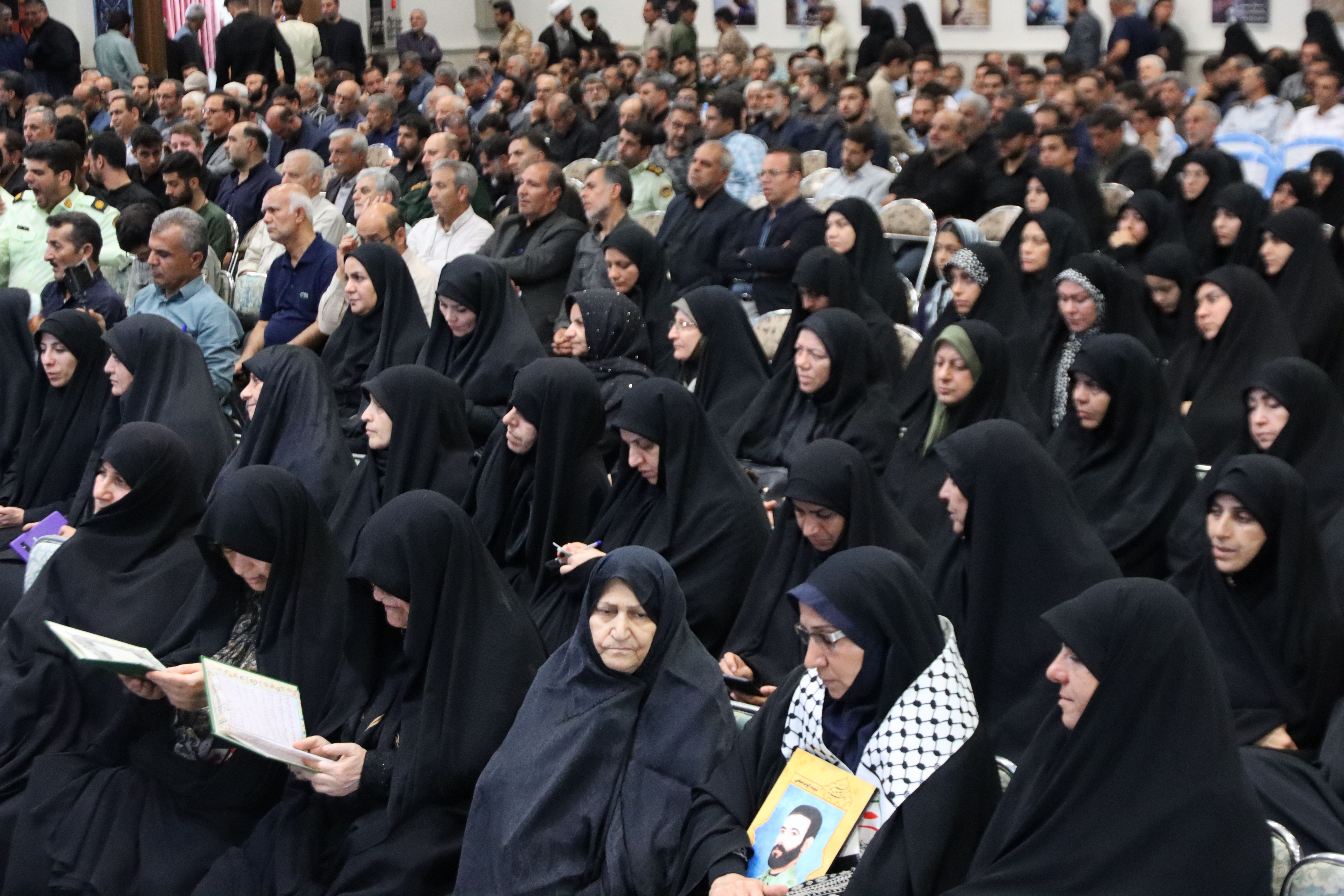سانحه شهادت رئیس جمهور و همراهان، غم و بغضی غیر قابل وصف است