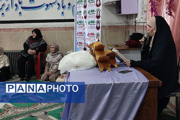 برگزاری مراسم احسان و افطار در دبیرستان حضرت ولیعصر (عج) ری یک 