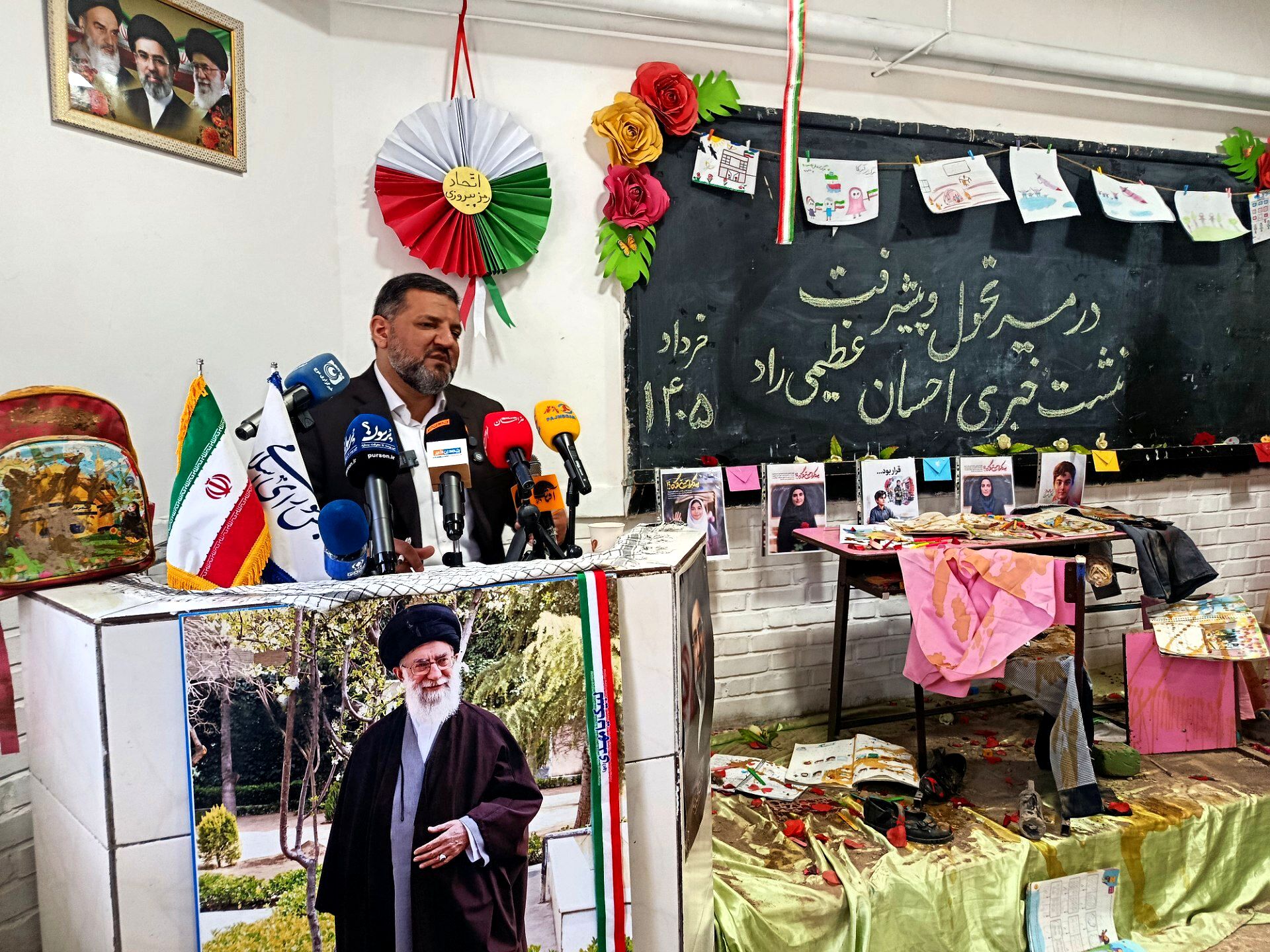 حل مشکل سن ورود به دانشگاه فرهنگیان و اصلاح تأثیر معدل پایه یازدهم در کنکور