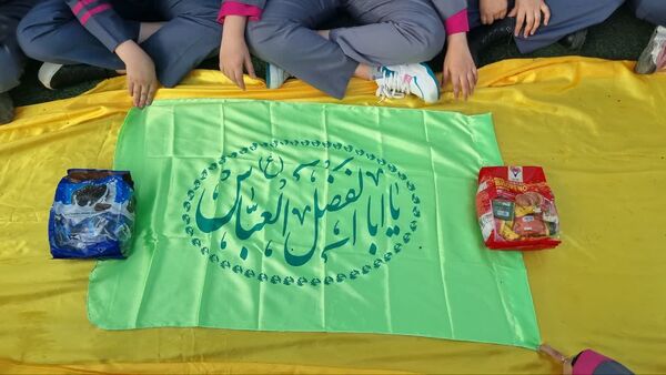 مدرسه‌ای به رنگ انتظار؛ جشن مهدوی در قاب لبخند دانش‌آموزان