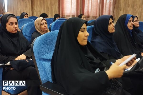 کارگاه آموزشی تغذیه و مراقبت از کودک ویژه مربیان پیش‌دبستانی در شهرستان قدس