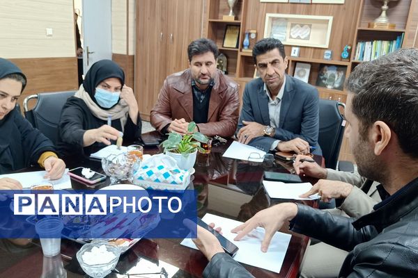 نشست تخصصی تفکر و سبک زندگی با تأکید بر ارتقای کیفیت آموزش در مدارس متوسطه اول شهریار