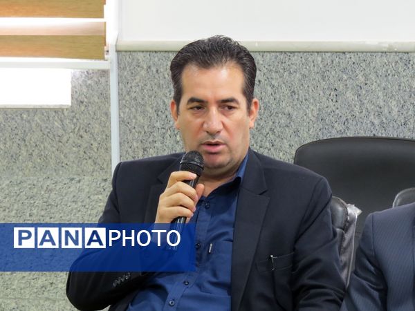 دیدار مدیرکل آموزش و پرورش و جمعی از همکاران با نماینده‌ ولی فقیه در استان خراسان شمالی