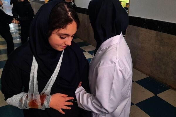 مانور زلزله در دبیرستان پروین اعتصامی 