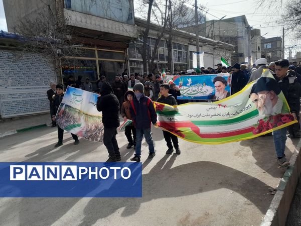 حضور پرشور مردم نسر در یوم‌الله ۲۲ بهمن؛ تجدید میثاق با آرمان‌های انقلاب