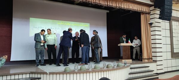 پنجمین آیین سراسری تجلیل و تکریم از پیشکسوتان دفاع مقدس و مقاومت در دانشگاه آزاد شیروان