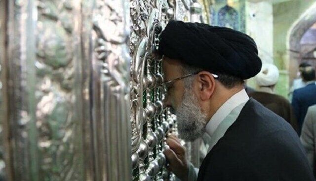 آیت الله رئیسی به زیارت حرم حضرت معصومه(س) مشرف شد