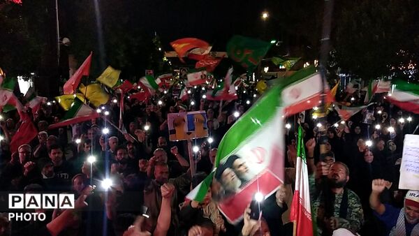 حماسه سازی مردم برای صد و بیست و چهار شب در مسجد جامع شهرستان نیشابور