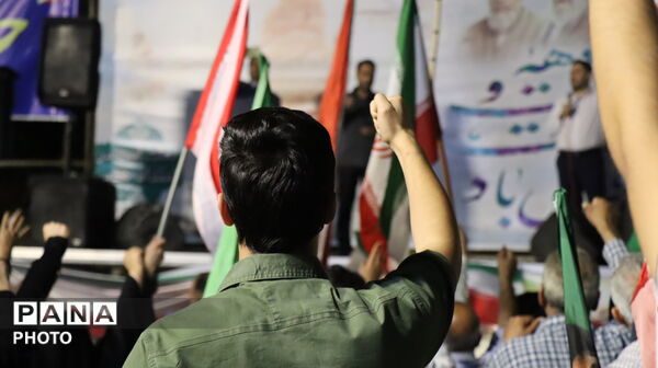 ۹۹ شب همدلی در میدان شهید امام خامنه‌ای