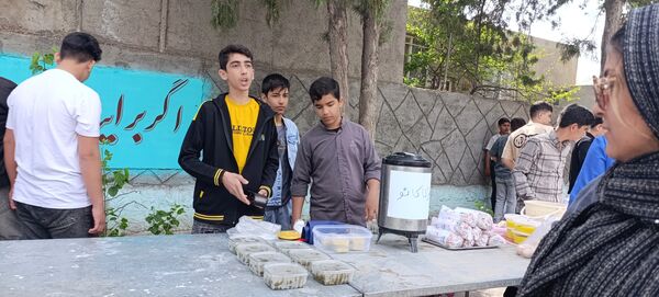 برپایی بازارچه کار و فناوری در دبیرستان شهید بهشتی آشخانه