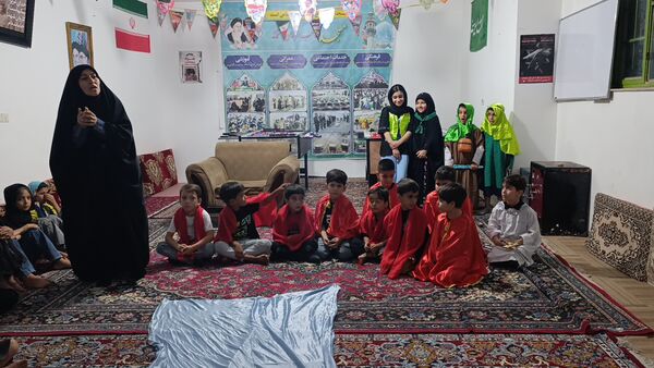 برپایی مهد آدینه نور در مسجد صاحب الزمان آشخانه 