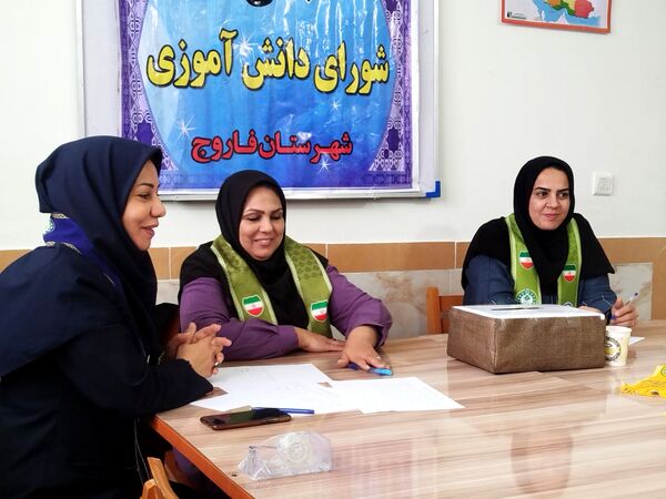 انتخابات شورای دانش‌آموزی در شهرستان فاروج 