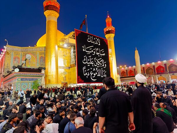 مراسم وداع کاروان فرستادگان امام رضا علیه السلام در نجف
