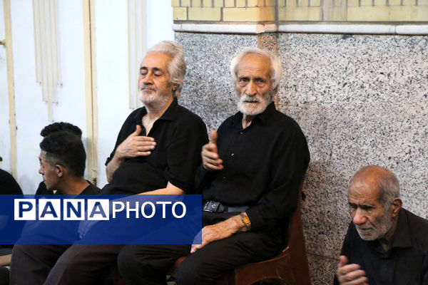 روضه‌ای 30 ساله در کوچه‌های قم