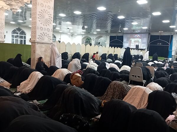 نماز جماعت همزمان با شب لیلة الرغائب در شهرستان کاشمر 