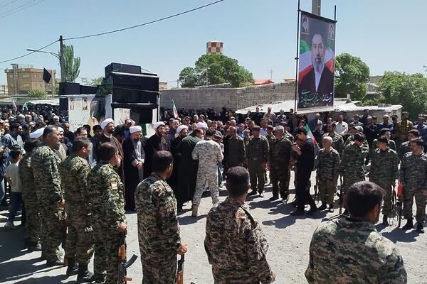 یاران چه غریبانه بودند که رفتند