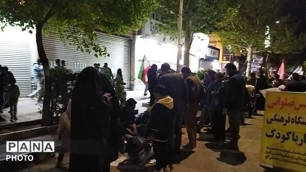 قاب هایی از جنس خدمت در نیشابور 