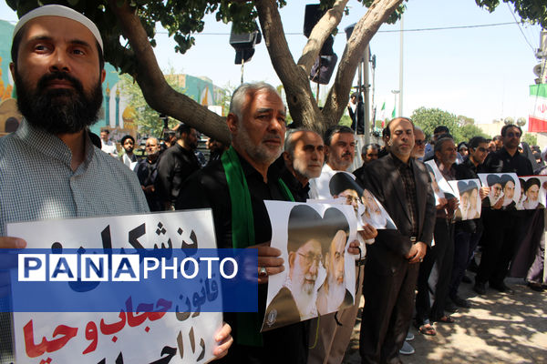 اجتماع مردم قم به‌مناسبت قیام 15 خرداد در مقابل بیت تاریخی امام خمینی(ره)