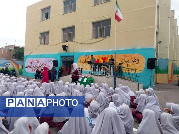 عطر رضوی در مدارس پیشوا؛ از تجلیل دانش‌آموزان تا جشن‌های شادی