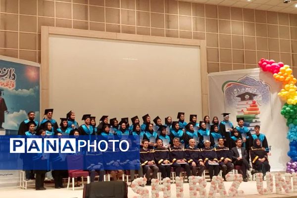 جشن دانش آموختگی دانشجویان دانشگاه شیراز 