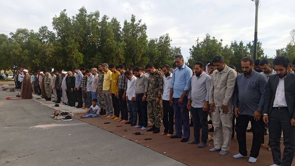 حضور پُر‌شور مردم بوموسی در نماز عید سعید فطر