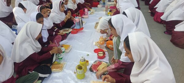 برگزاری صبحانه سلامت در مدارس فین