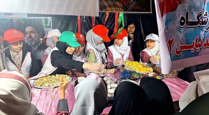 دختران ایران در خط مقدمِ اتحاد و همبستگی هستند