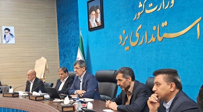 دانش‌آموزان پانا در نشست شورای آموزش و پرورش یزد