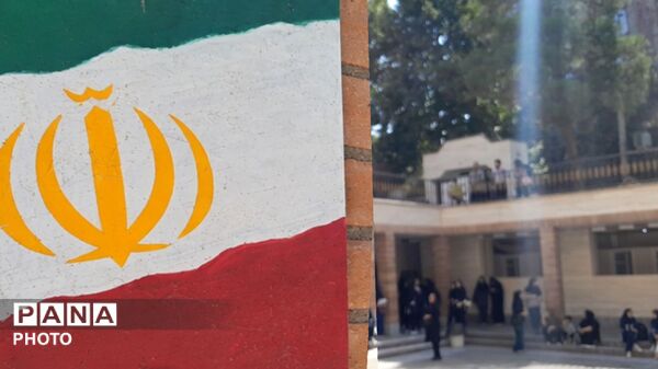 یک مدرسه، هزار قصه؛ اول مهر از قاب خدیجه‌ کبری ۲