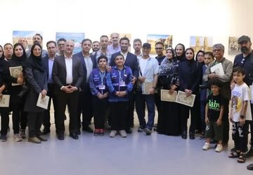  همدلی و مهرورزی در آثار عکاسان