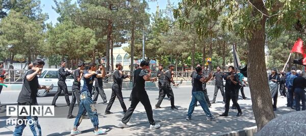 مراسم عزاداری مسجد پنج تن در روز عاشورای حسینی