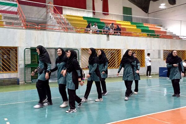 بدرقه کاروان ایران به مسابقات المپیک دانش‌آموزی بحرین