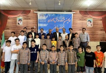 برگزاری جشنواره شاهنامه خوانی با هدف پاسداشت زبان و فرهنگ ایرانی در شهرستان آباده
