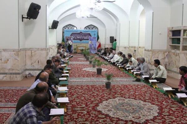  محفل انس با قرآن کریم در زیارتگاه شهید مدرس (ره)