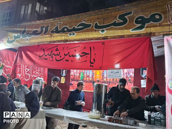  خدمات رسانی موکب ها در بلوار فضل نیشابور