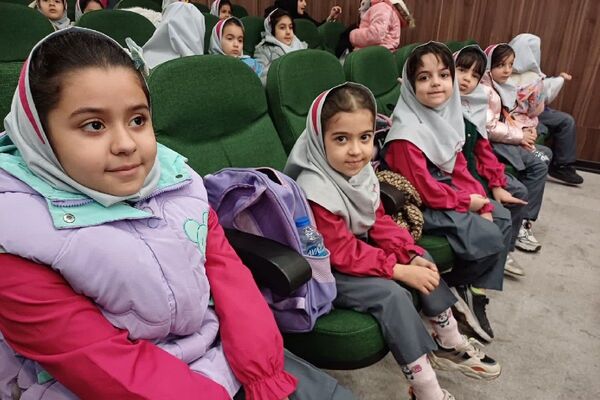 برگرازی مراسم گرامیداشت روز دانش‌آموز با حضور پرشور آینده‌سازان ملاردی